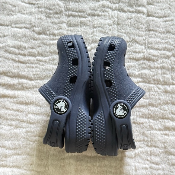 Crocs - Picture 3 of 4